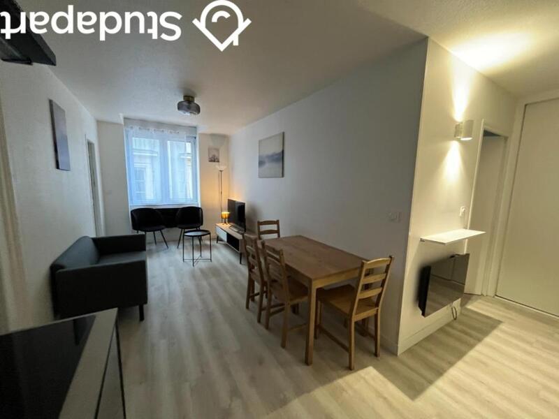 Chambre - 15 m² - 1 pièce