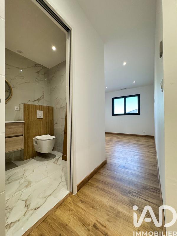 Maison - 110 m² - 4 pièces