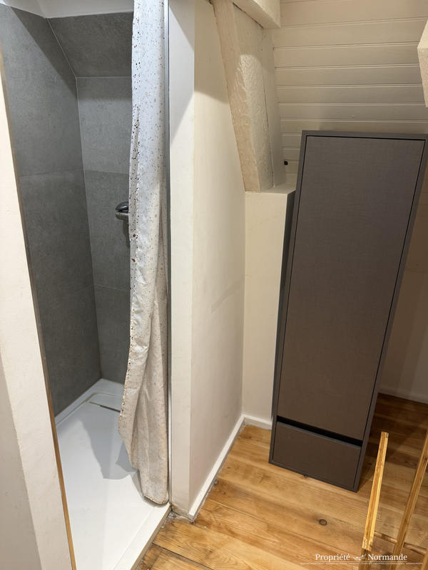 Maison ancienne - 170 m² - 8 pièces