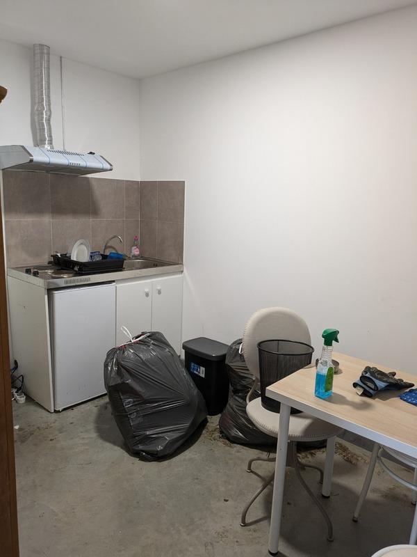 Bureau - 610 m² - 3 pièces