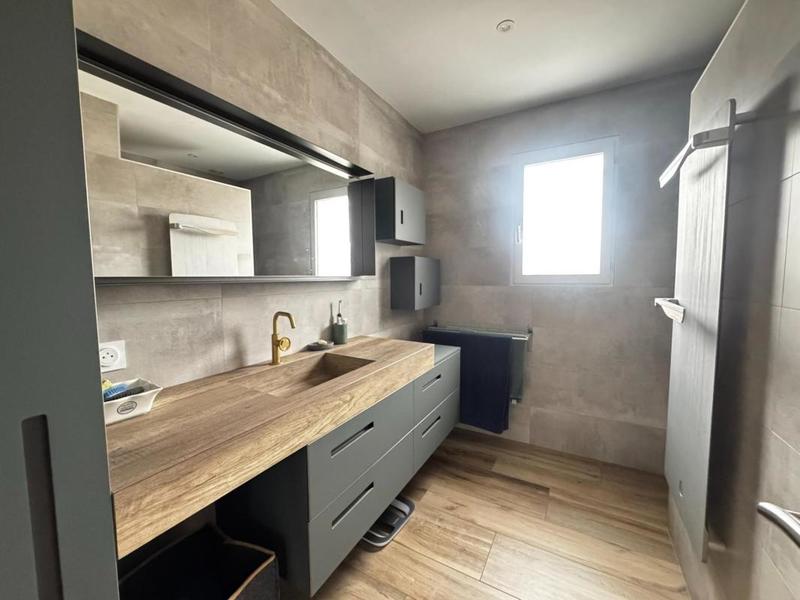 Maison traditionnelle - 100 m² - 4 pièces