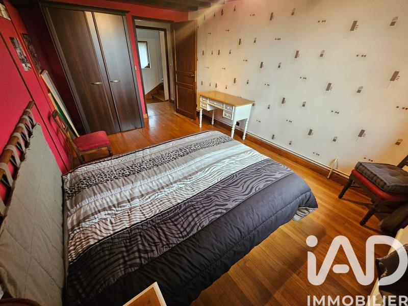 Maison - 195 m² - 7 pièces