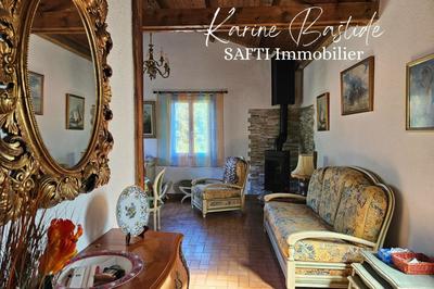 Maison - 75 m² - 5 pièces