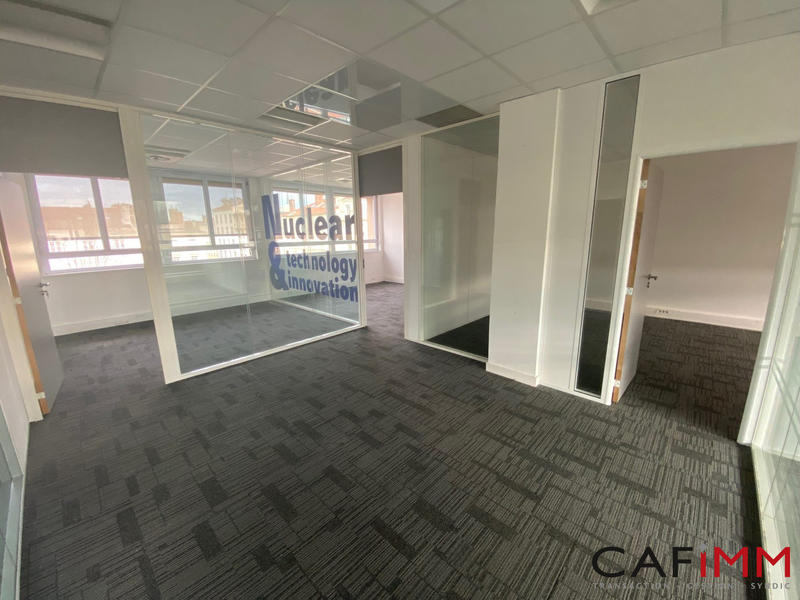 Bureau - 280 m²