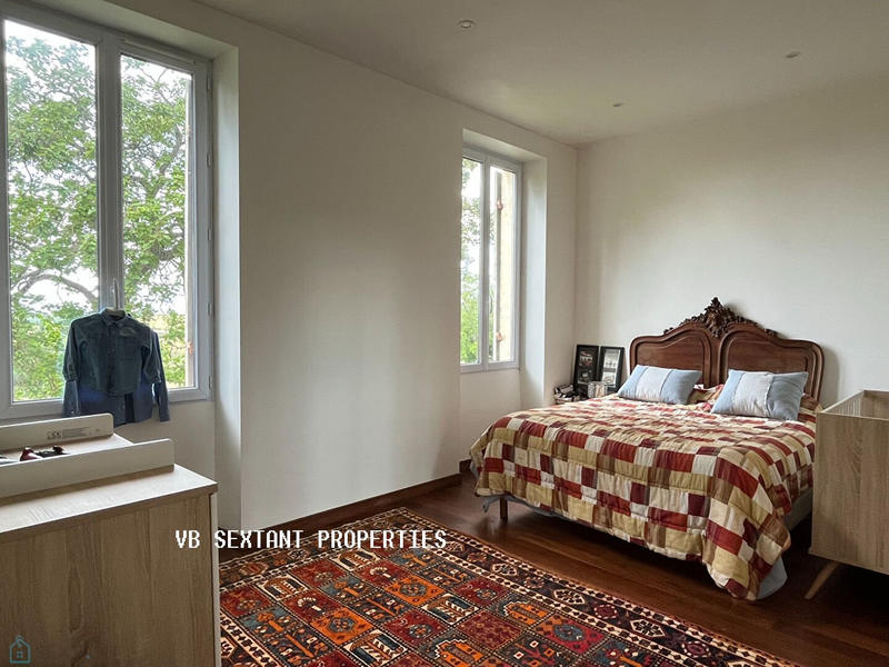 Maison - 168 m² - 6 pièces