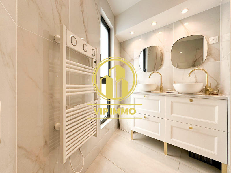 Maison contemporaine - 160 m² - 8 pièces