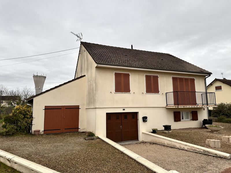 Maison - 94 m² - 4 pièces