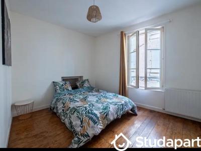 Chambre - 12 m² - 1 pièce