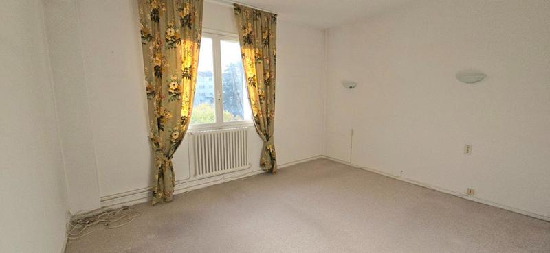 Appartement - 132 m² - 6 pièces