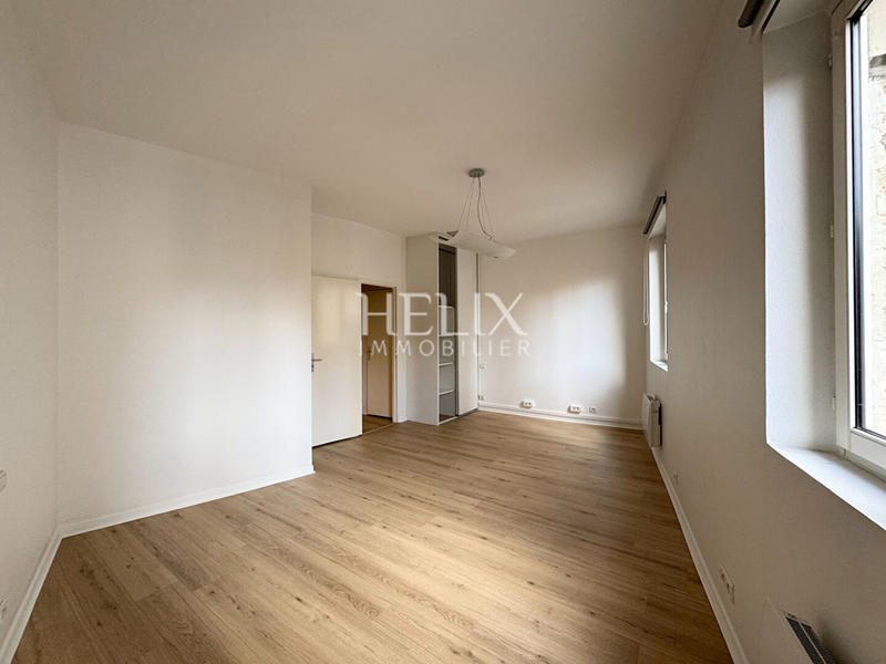 Appartement - 111 m² - 5 pièces