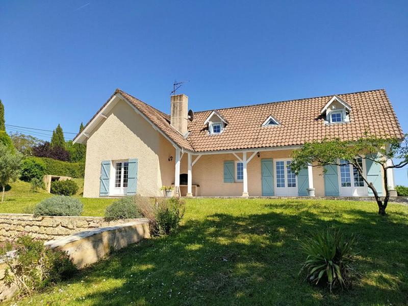 Maison - 175 m² - 7 pièces