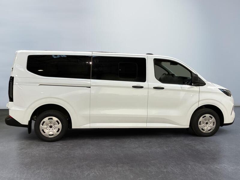 Ford Transit Custom Kombi 320 L2h1 2.0 EcoBlue 130 Trend Business