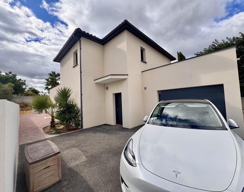 Maison contemporaine - 143 m² - 5 pièces