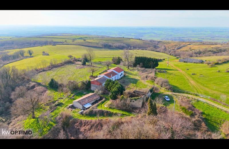 Mas - 320 m² - 6 pièces