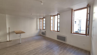 Immeuble - 210 m² - 7 pièces
