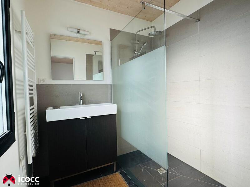 Maison - 92 m² - 5 pièces