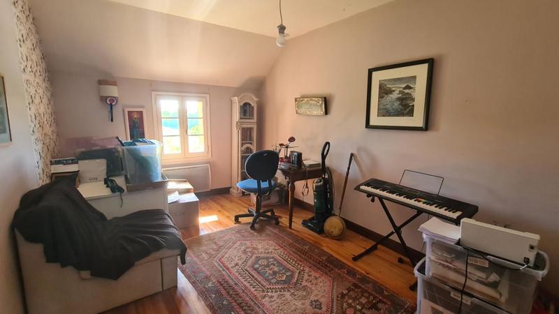 Maison - 200 m² - 5 pièces