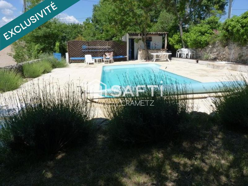 Maison - 362 m² - 10 pièces