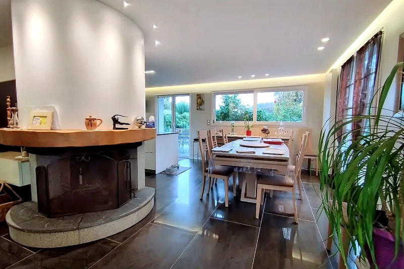 Propriété - 165 m² - 6 pièces