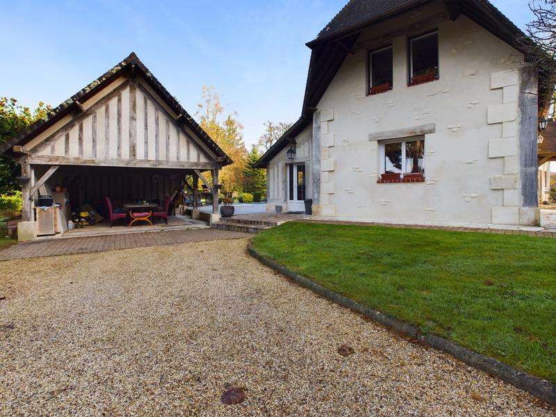 Maison - 180 m² - 6 pièces