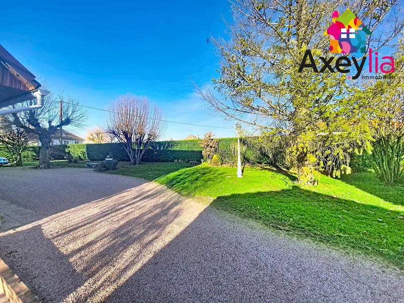 Maison - 143 m² - 8 pièces