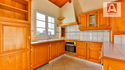 Maison - 97 m² - 4 pièces