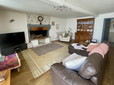 Maison - 139 m² - 6 pièces