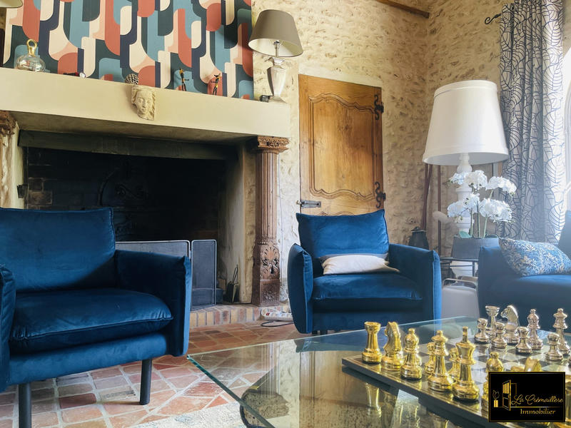 Maison ancienne - 268 m² - 11 pièces