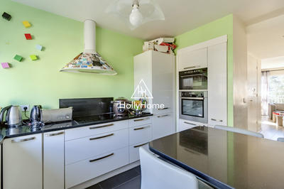 Appartement - 90 m² - 5 pièces