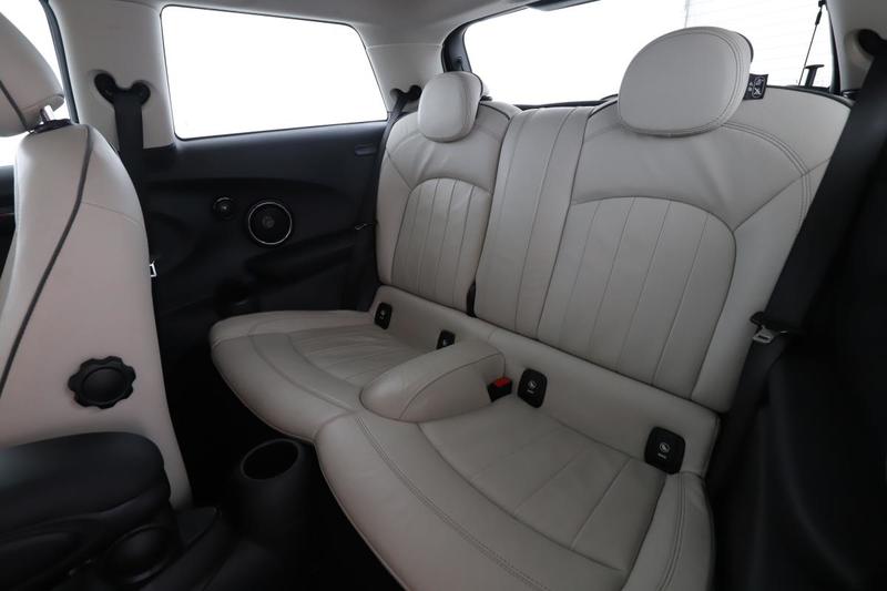 Mini Mini One Edition Marylebone 3p 102 ch