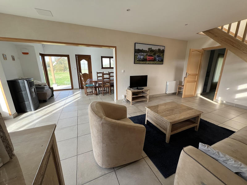 Maison - 158 m² - 7 pièces