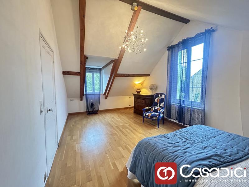 Maison - 145 m² - 6 pièces