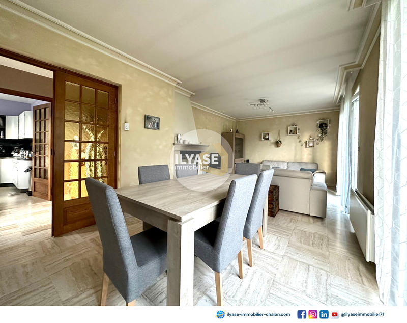 Maison - 121 m² - 5 pièces