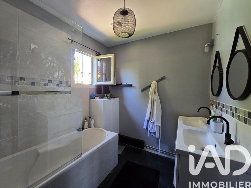 Maison - 120 m² - 7 pièces