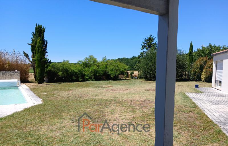 Maison - 204 m² - 5 pièces