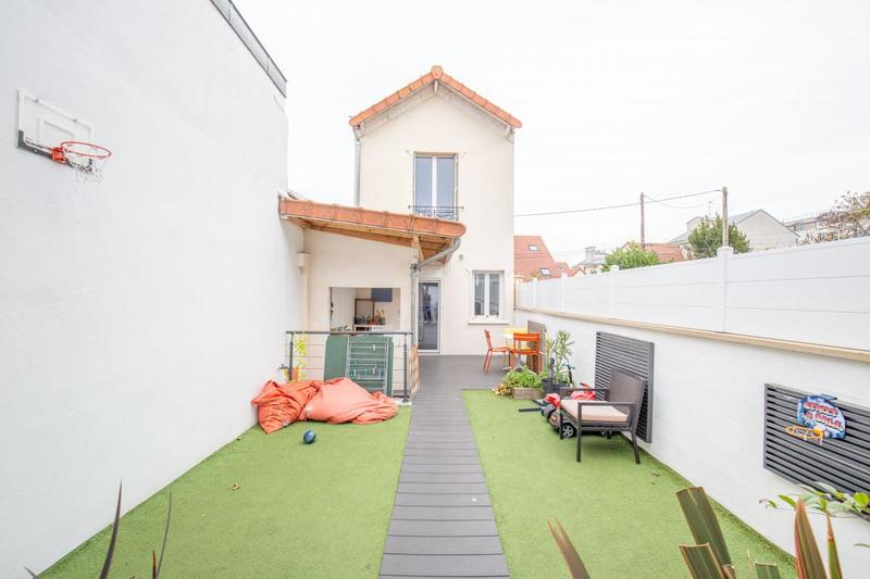 Maison - 78 m² - 6 pièces