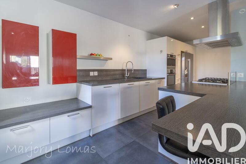 Maison de ville - 131 m² - 5 pièces