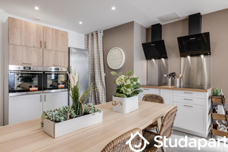 Chambre - 13 m² - 1 pièce