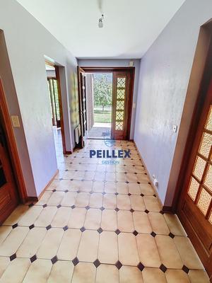 Maison - 97 m² - 4 pièces