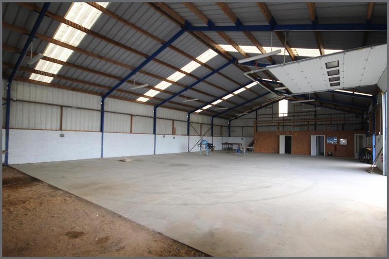 Loft - 500 m² - 3 pièces
