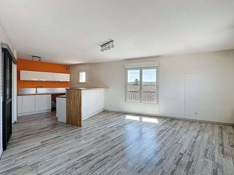 Appartement - 60 m² - 3 pièces