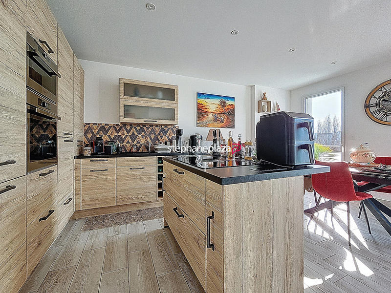 Appartement - 87 m² - 4 pièces