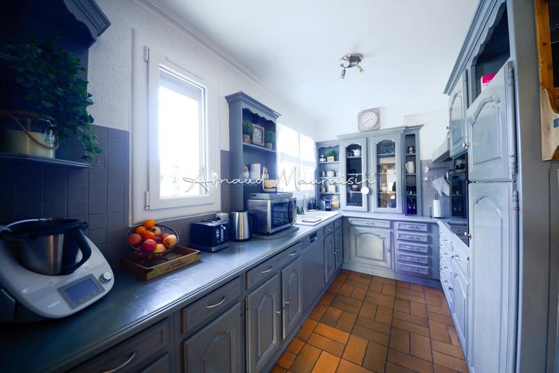 Appartement - 137 m² - 6 pièces