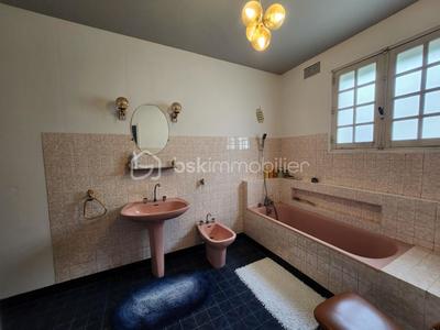 Maison traditionnelle - 135 m² - 6 pièces