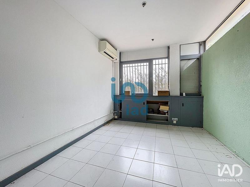 Local commercial - 266 m²