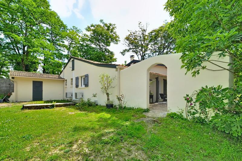 Maison - 206 m² - 6 pièces