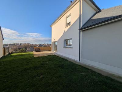 Maison - 107 m² - 5 pièces