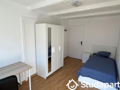 Chambre - 12 m² - 1 pièce
