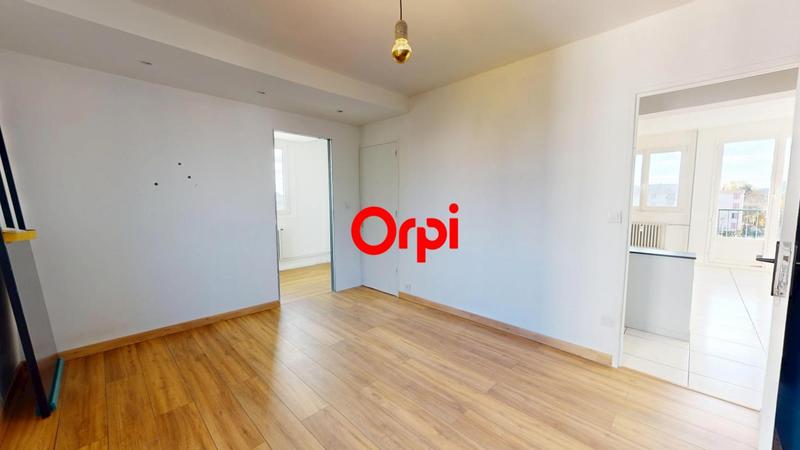 Appartement - 77 m² - 5 pièces