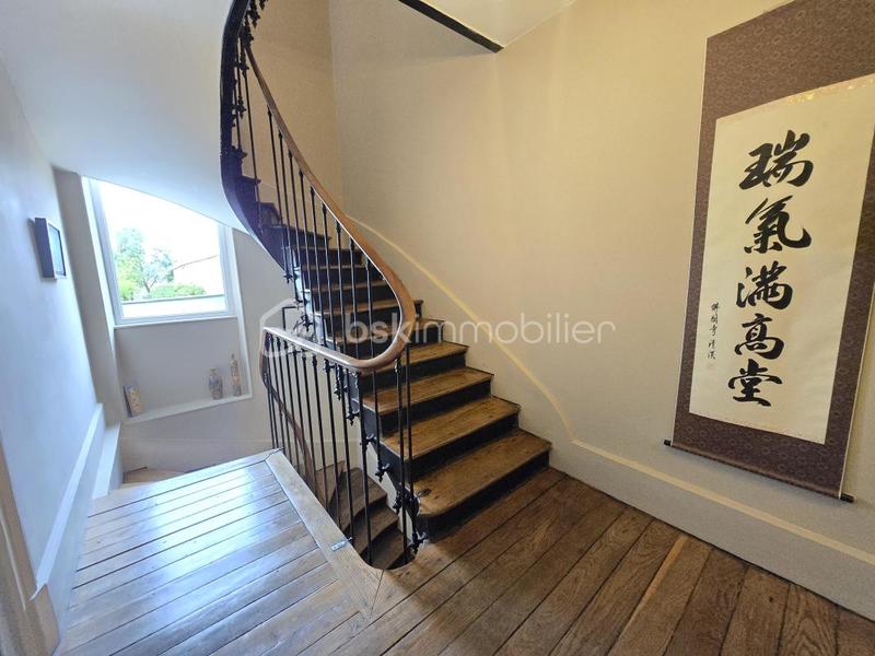 Maison de ville - 204 m² - 7 pièces